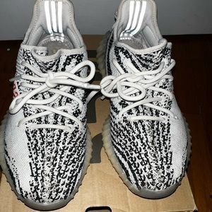 Zebra Yeezys 350